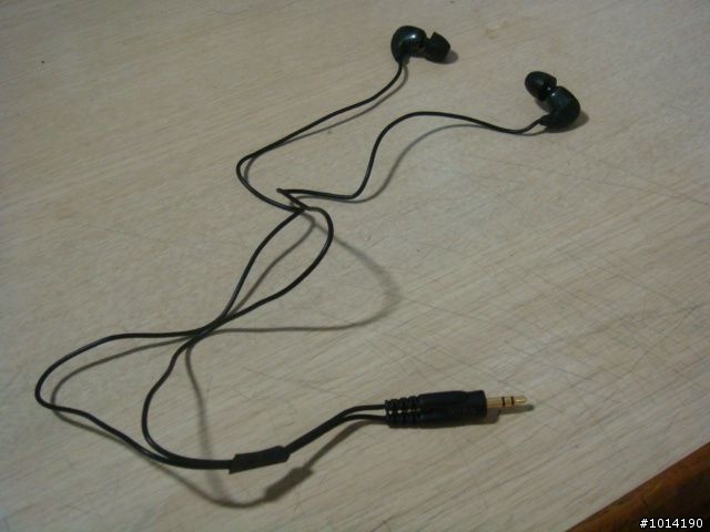 入手SHURE SE420新手開箱及小心得(補充RUN近500hr心得)