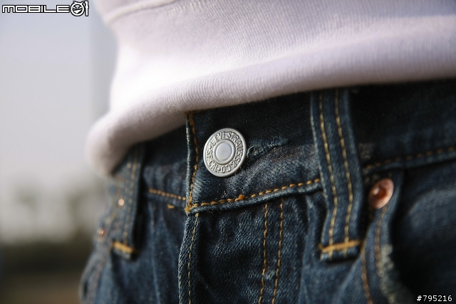 Levi’s 501 & 連帽長袖大衣試穿分享