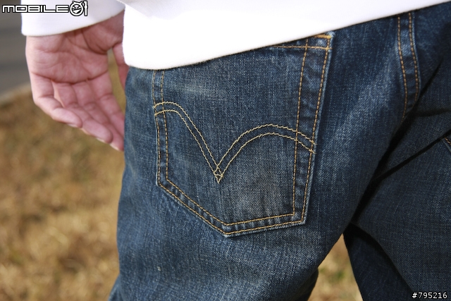 Levi’s 501 & 連帽長袖大衣試穿分享