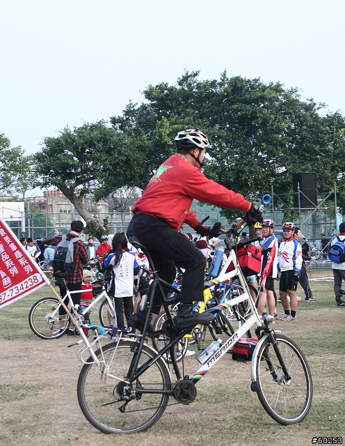 2009萬人崇Bike‧紀錄加冕