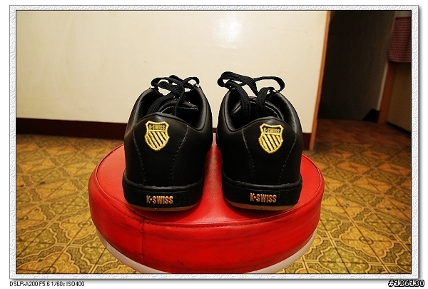 3600消費卷+800元現金換回二雙k.swiss+一雙timberland