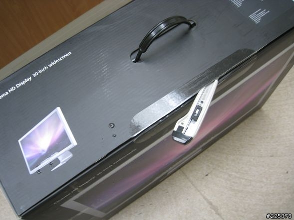 「開箱」史上最大蘋果螢幕Cinema HD Display 30-inch widescreen