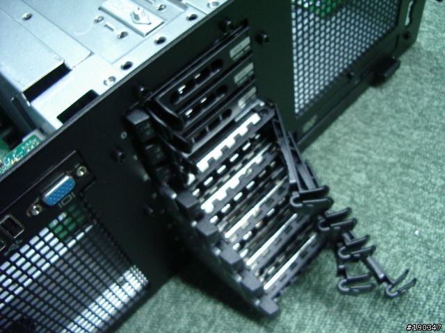 不專業開箱 DELL R905