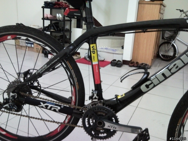 登山車之零件大亂鬥-CINALINI 12K CARBON VS FULCRUM 輪組...RITCHEY 低調小黑組車記...