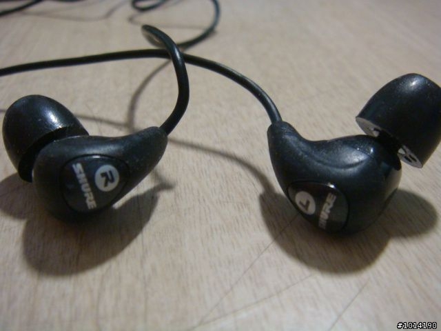 入手SHURE SE420新手開箱及小心得(補充RUN近500hr心得)