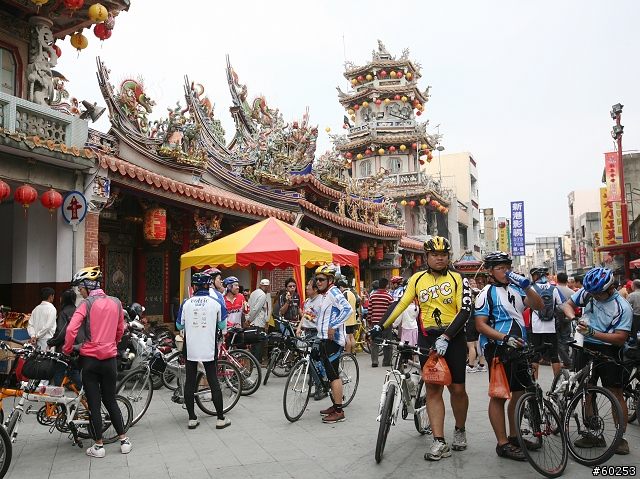 2009萬人崇Bike‧紀錄加冕