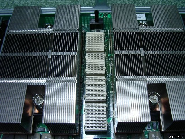 不專業開箱 DELL R905