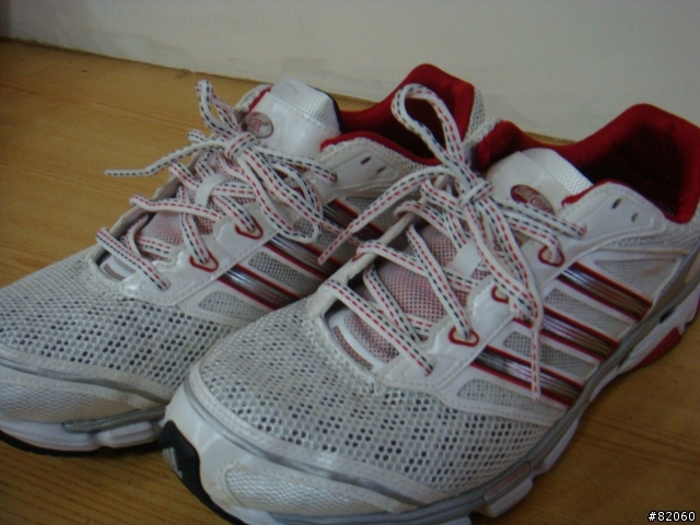 【分享】是完美跑鞋??adidas adizero Tempo 2E 開箱