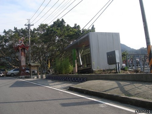 車停停車架一定要帶鎖!!
