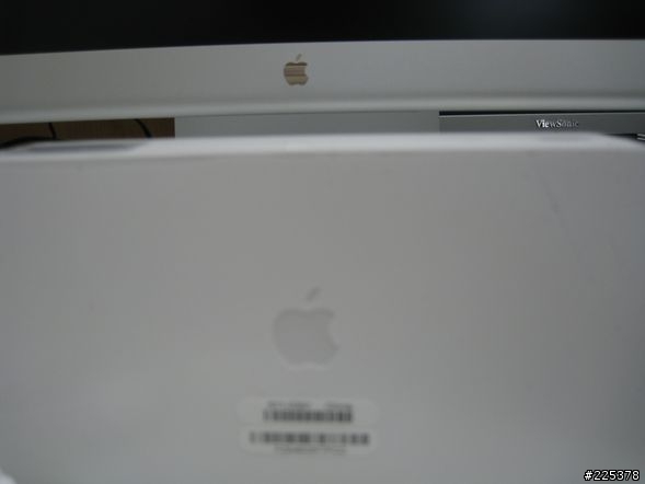「開箱」史上最大蘋果螢幕Cinema HD Display 30-inch widescreen