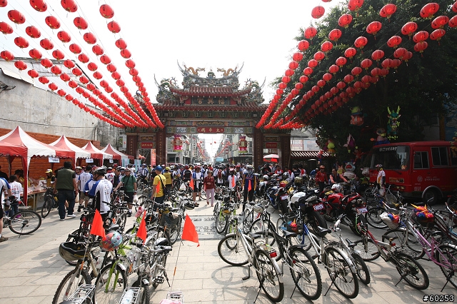 2009萬人崇Bike‧紀錄加冕