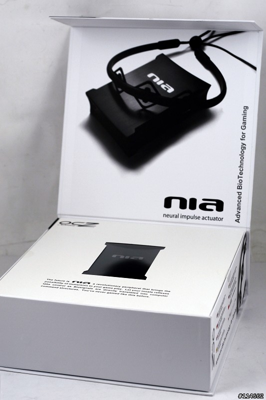 屌,用思想殺敵於無形!OCZ NIA腦波遊戲滑鼠簡介