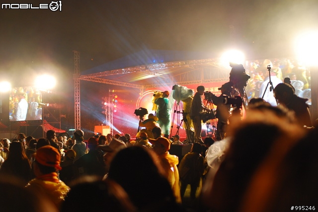 濛濛細雨中的平溪天燈2009