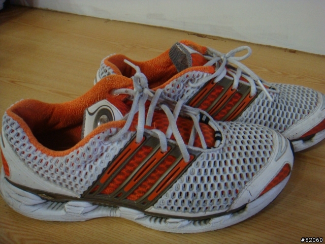 【分享】是完美跑鞋??adidas adizero Tempo 2E 開箱
