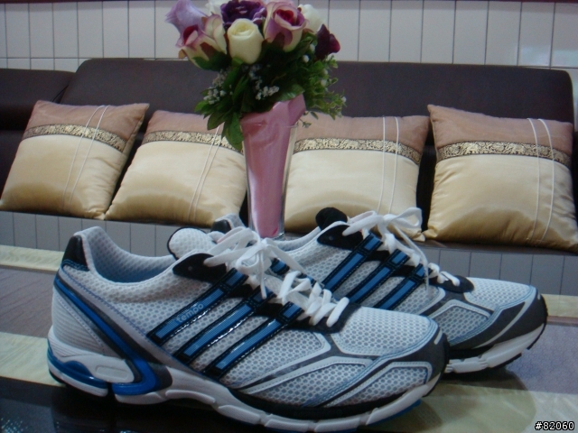 【分享】是完美跑鞋??adidas adizero Tempo 2E 開箱
