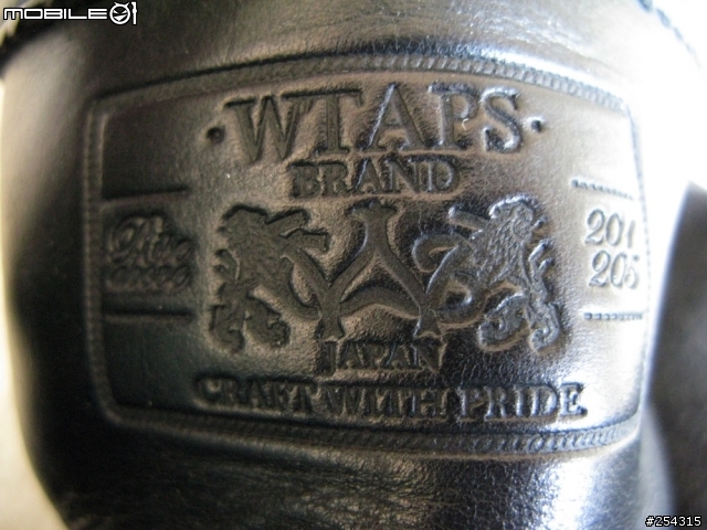 分享 Wtaps 人生第一雙長筒軍靴