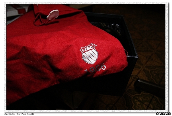 3600消費卷+800元現金換回二雙k.swiss+一雙timberland