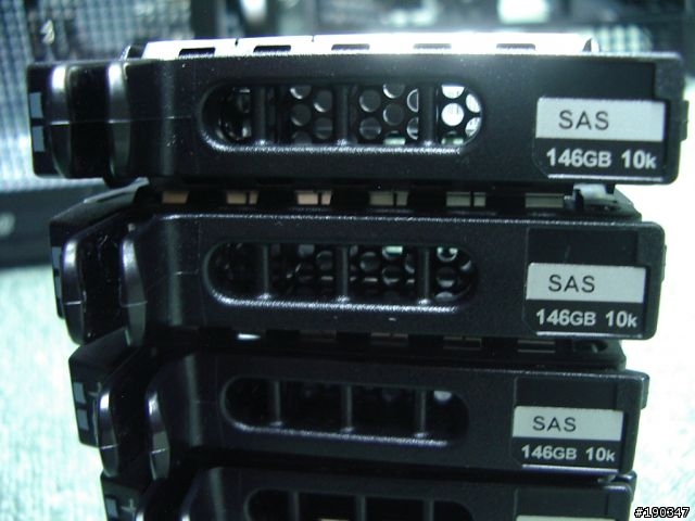 不專業開箱 DELL R905
