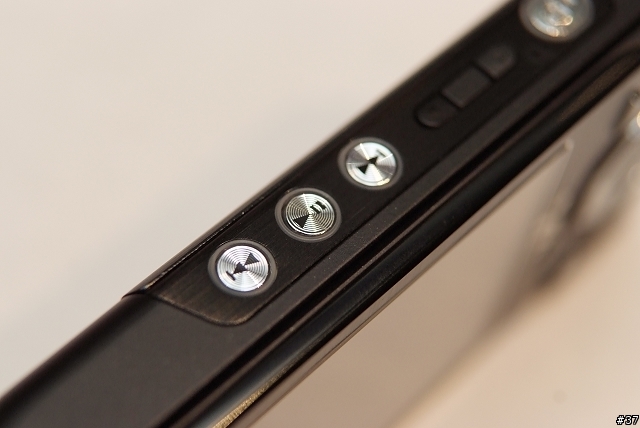 SonyEricsson 2009新機發表--W995(已重新update)
