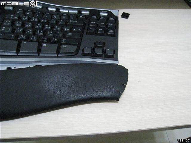 Microsoft 7000 wireless keyboard 雞肋切除大手術,80%鍵盤改造