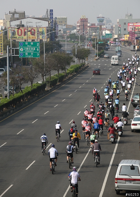 2009萬人崇Bike‧紀錄加冕