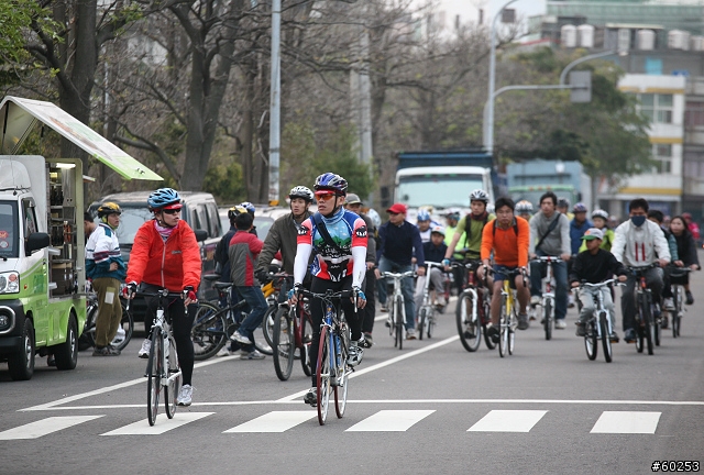 2009萬人崇Bike‧紀錄加冕