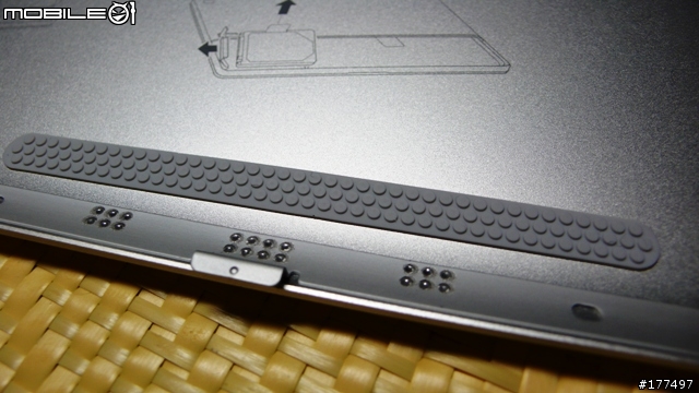 一體成型New MacBook Pro 15"開箱