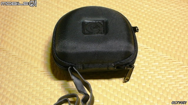 赤裸的靈魂 UM1