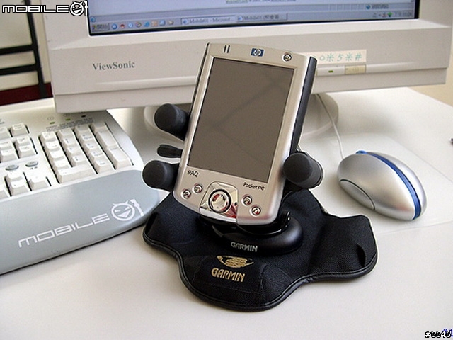 i908的“好車架” – Samsung Navigation Kit