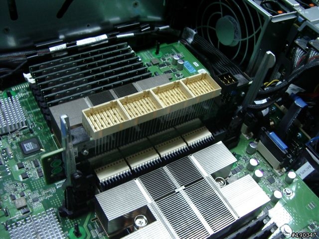 不專業開箱 DELL R905