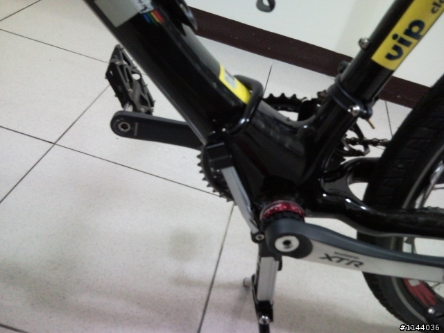 登山車之零件大亂鬥-CINALINI 12K CARBON VS FULCRUM 輪組...RITCHEY 低調小黑組車記...