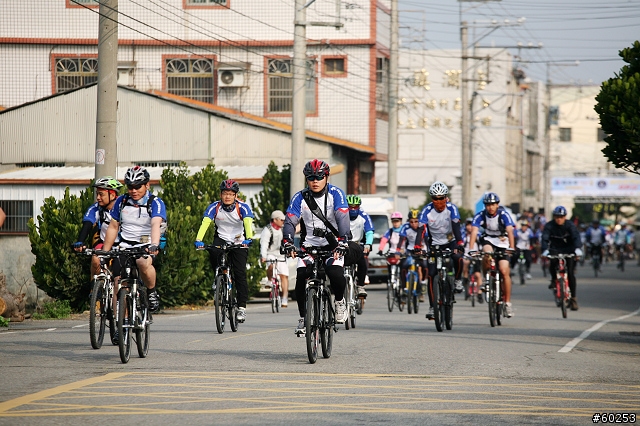 2009萬人崇Bike‧紀錄加冕