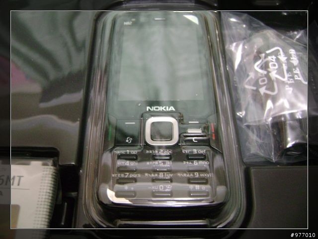 五百萬中的經典~Nokia N82黑魂回顧開箱文