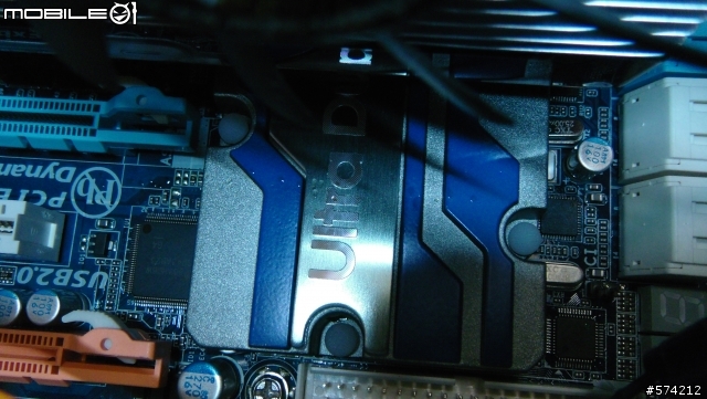 AC Turbo Module風扇會噴油....