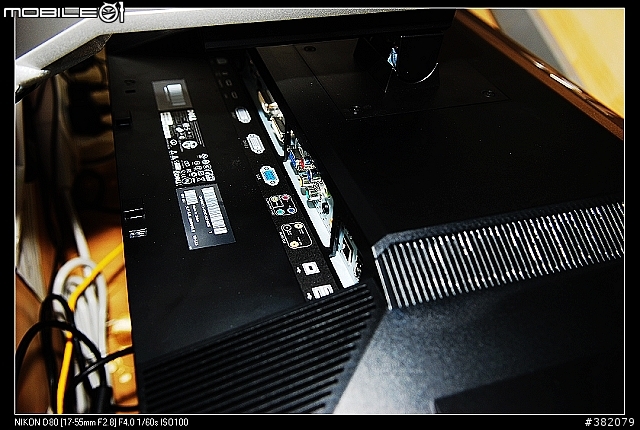 生日禮物不專業開箱照LCD Dell 2709W(圖多)