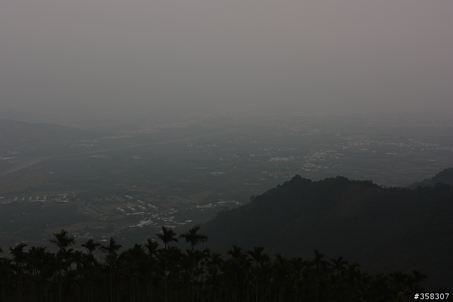 大巴六九山