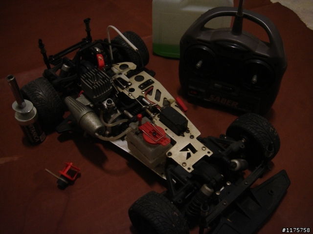 請問 1/10 kyosho房車油車 兼小小分享