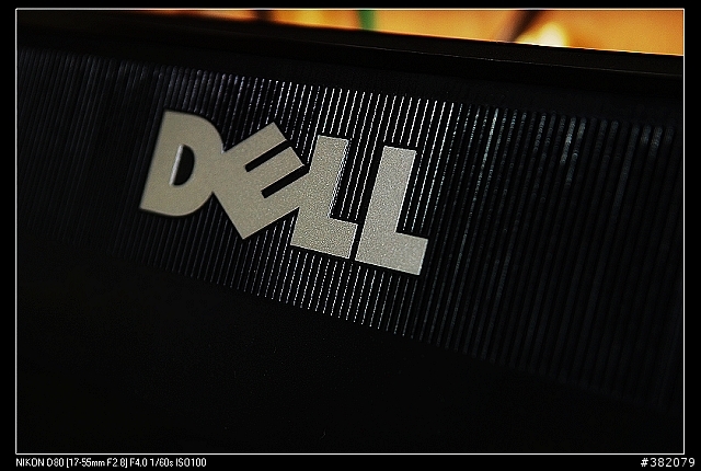 生日禮物不專業開箱照LCD Dell 2709W(圖多)