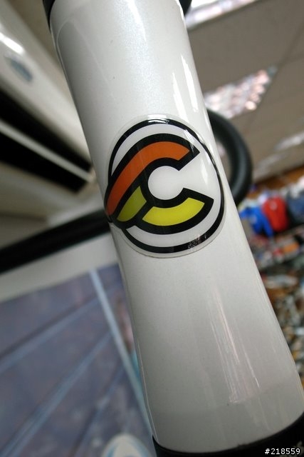 女王的小翅膀~Cinelli Little Wing 650C開箱+不專業組車文