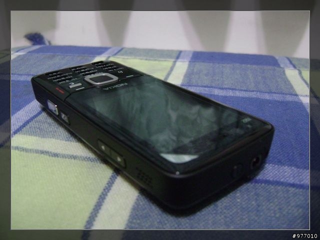 五百萬中的經典~Nokia N82黑魂回顧開箱文
