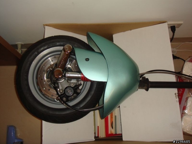 十年古車之Vespa ET8翻新