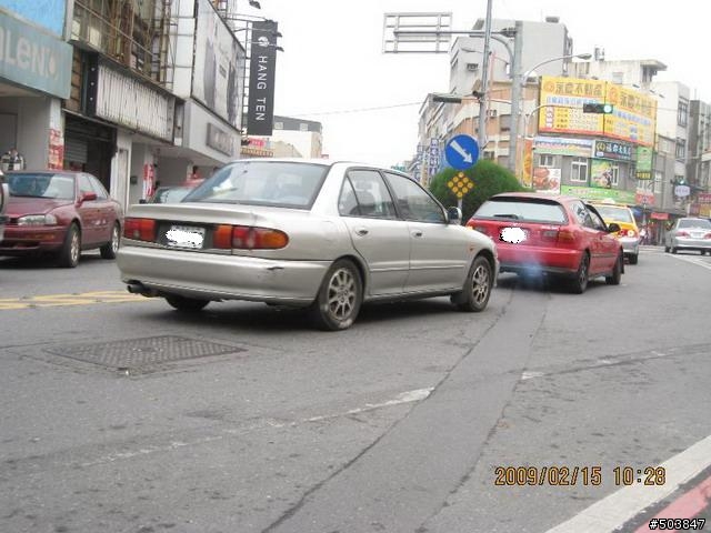 請教大家汽車驗排氣的問題(被檢舉中槍)~