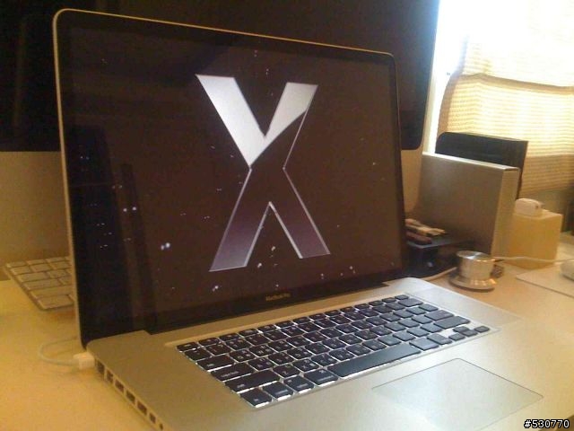 第一次發文!!NEW Macbook Pro 17"開箱