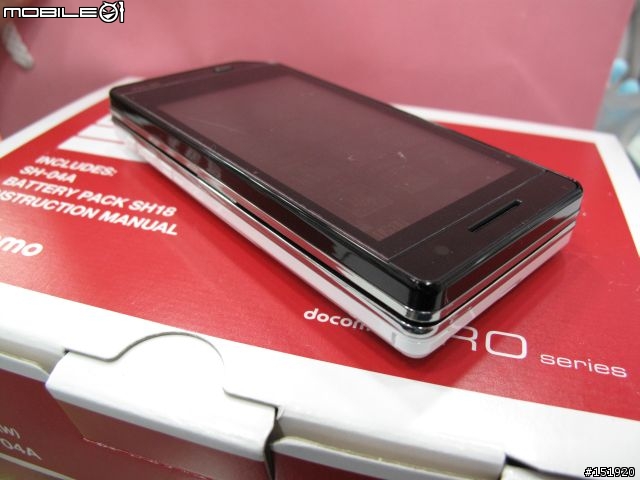 萬眾期待3.5吋AQUOS QWERTY +=*SH-04A*=+ docomo PRO series 開箱來了!!