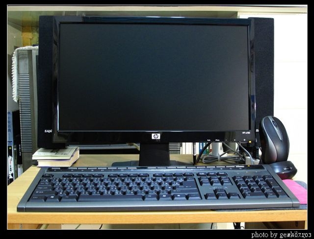 HP w185 18.5吋LCD螢幕開箱~