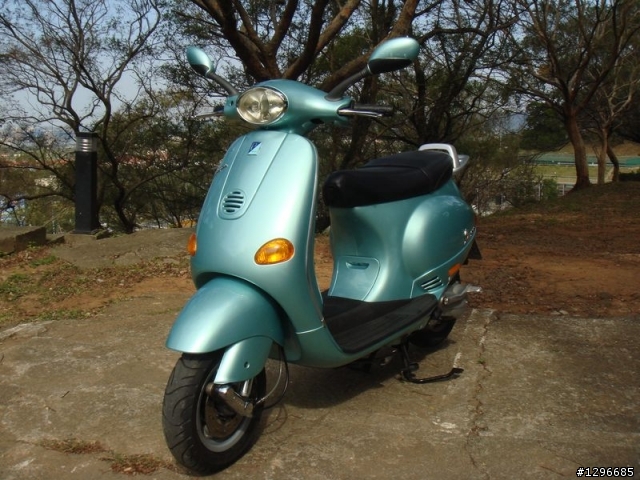 十年古車之Vespa ET8翻新