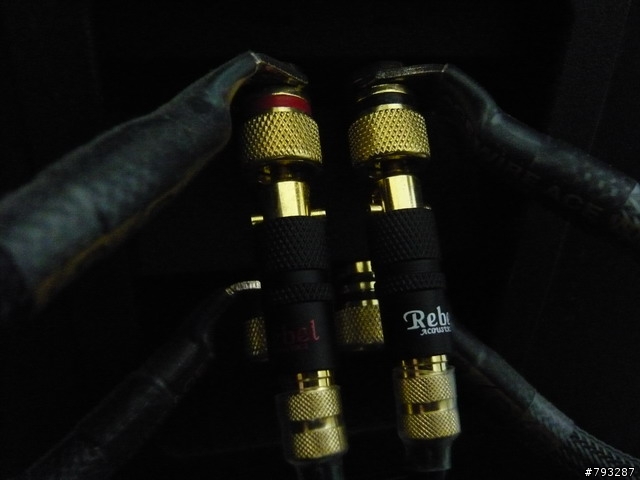 宅男房間再進化,用少少的預算打造屬於自己的視聽空間 3/15新增用工業級橡膠替換角錐後的心得