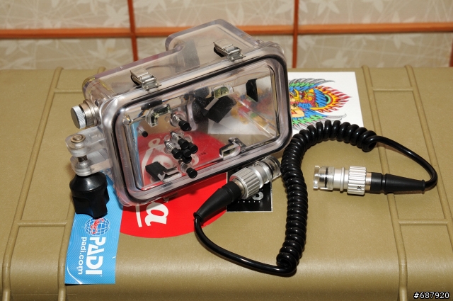 補 2006 另類開箱文 D200 & SB800 防水盒 大解剖