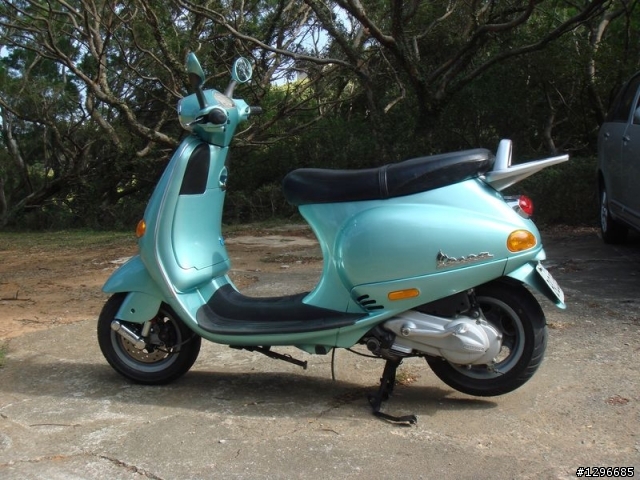 十年古車之Vespa ET8翻新