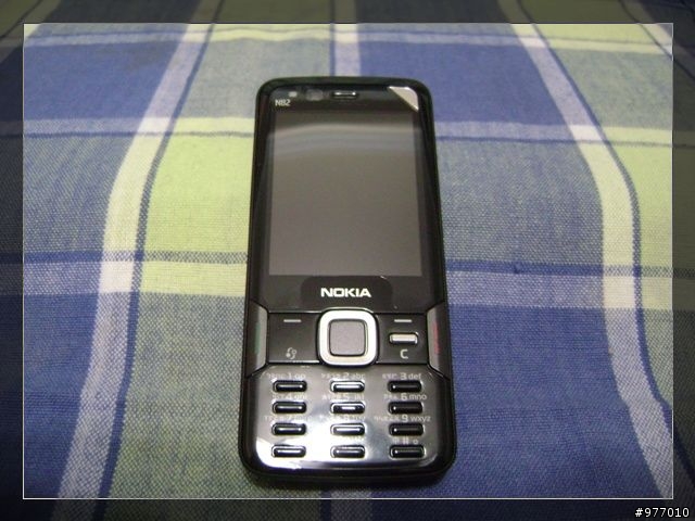 五百萬中的經典~Nokia N82黑魂回顧開箱文